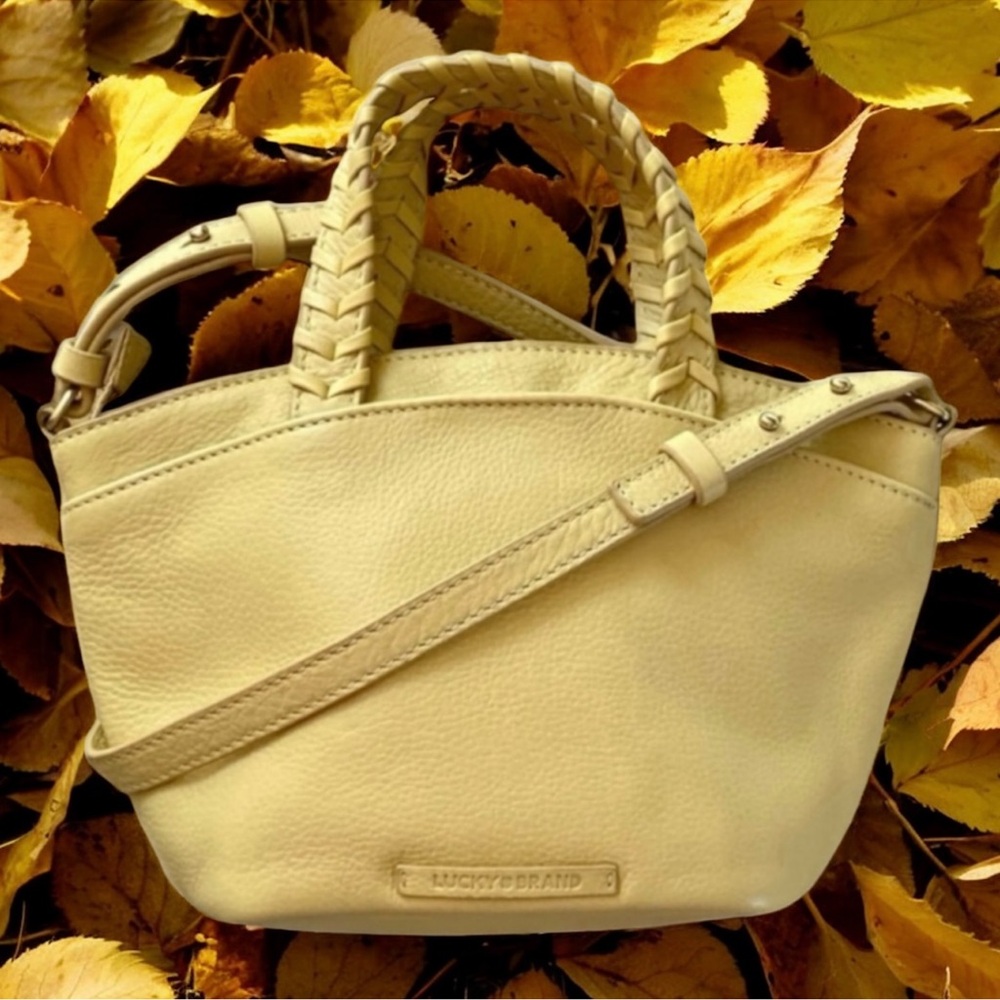 ⭐️HOST PICK⭐️ NWT Lucky Brand Kqin Leather Crossbody - Picture 4 of 16